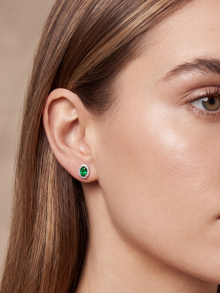 Par Arete Zirconia Verde Ovalada Con Halo