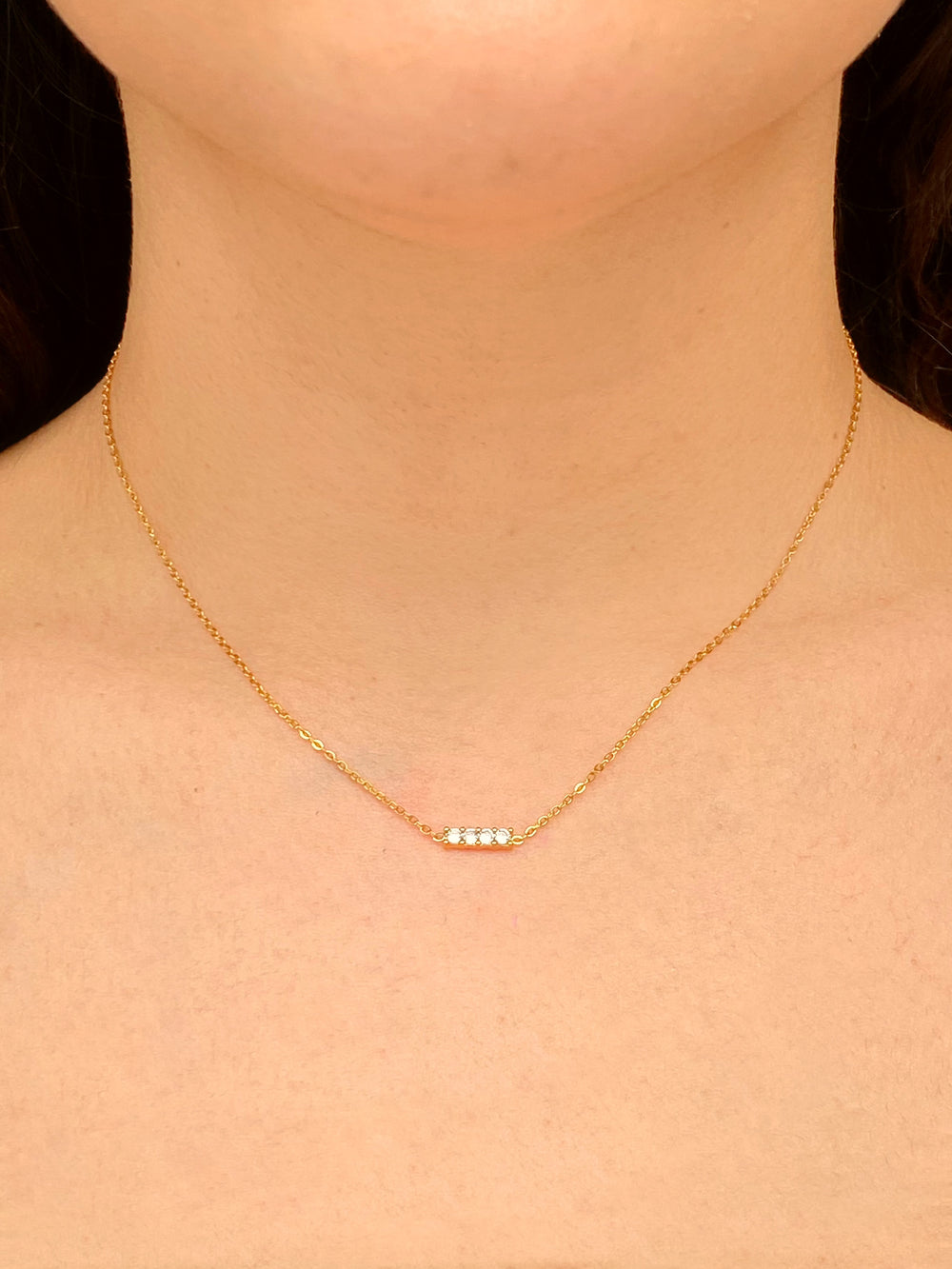 Collar Dije Linea Cuatro Zirconias