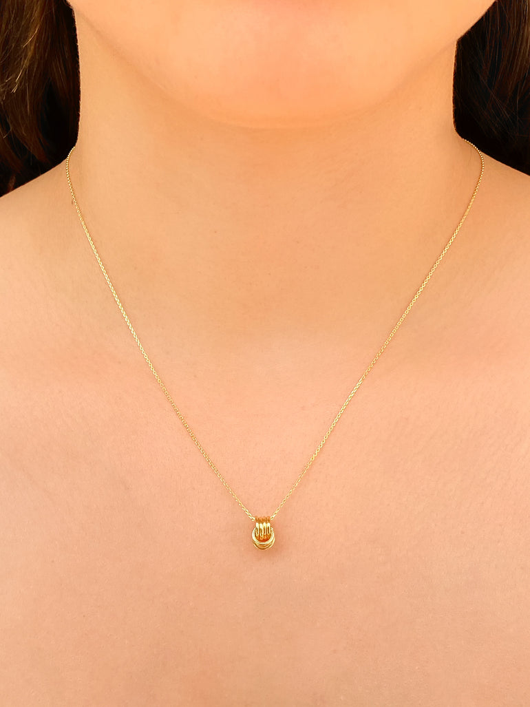 Collar Con Nudo Oro 14k