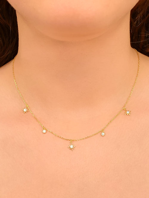 Collar Con Estrella del Norte y Zirconias