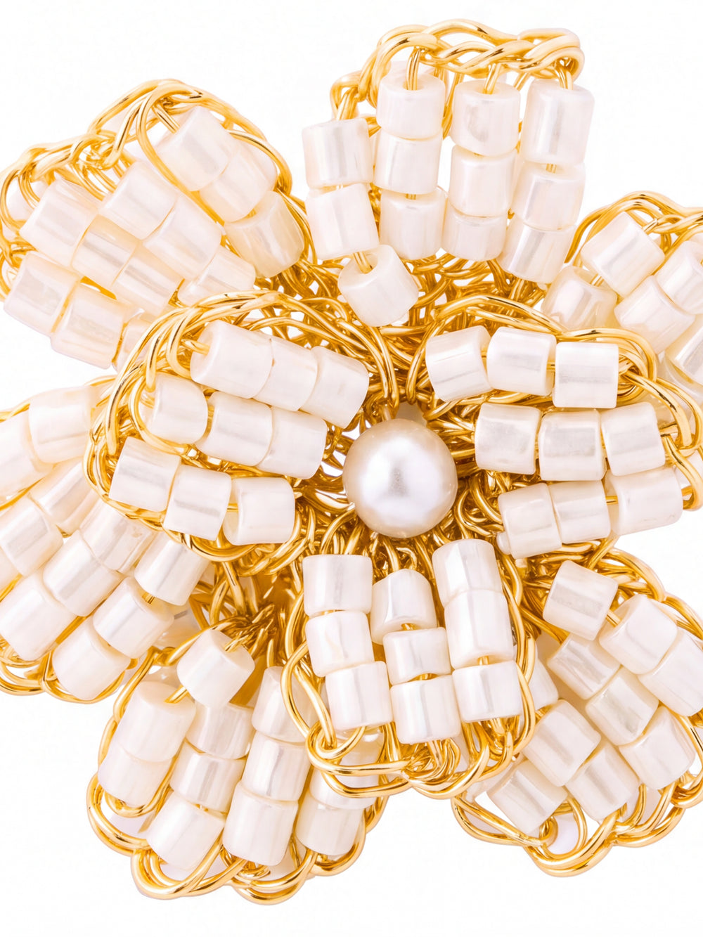 Par Arete Flor Beige Con Perla