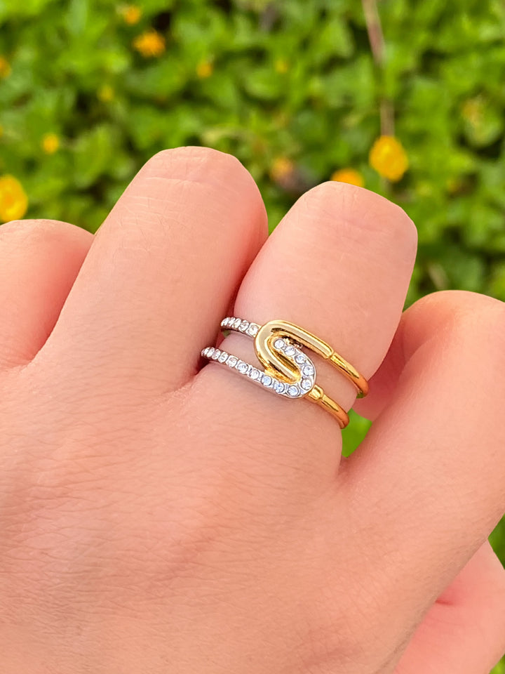 Anillo Doble Curvas Enlazada Con Zirconias