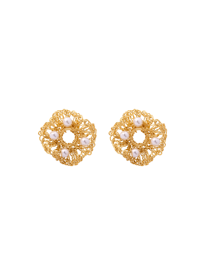 Par Arete Mini Flor Con Cuatro Perlas