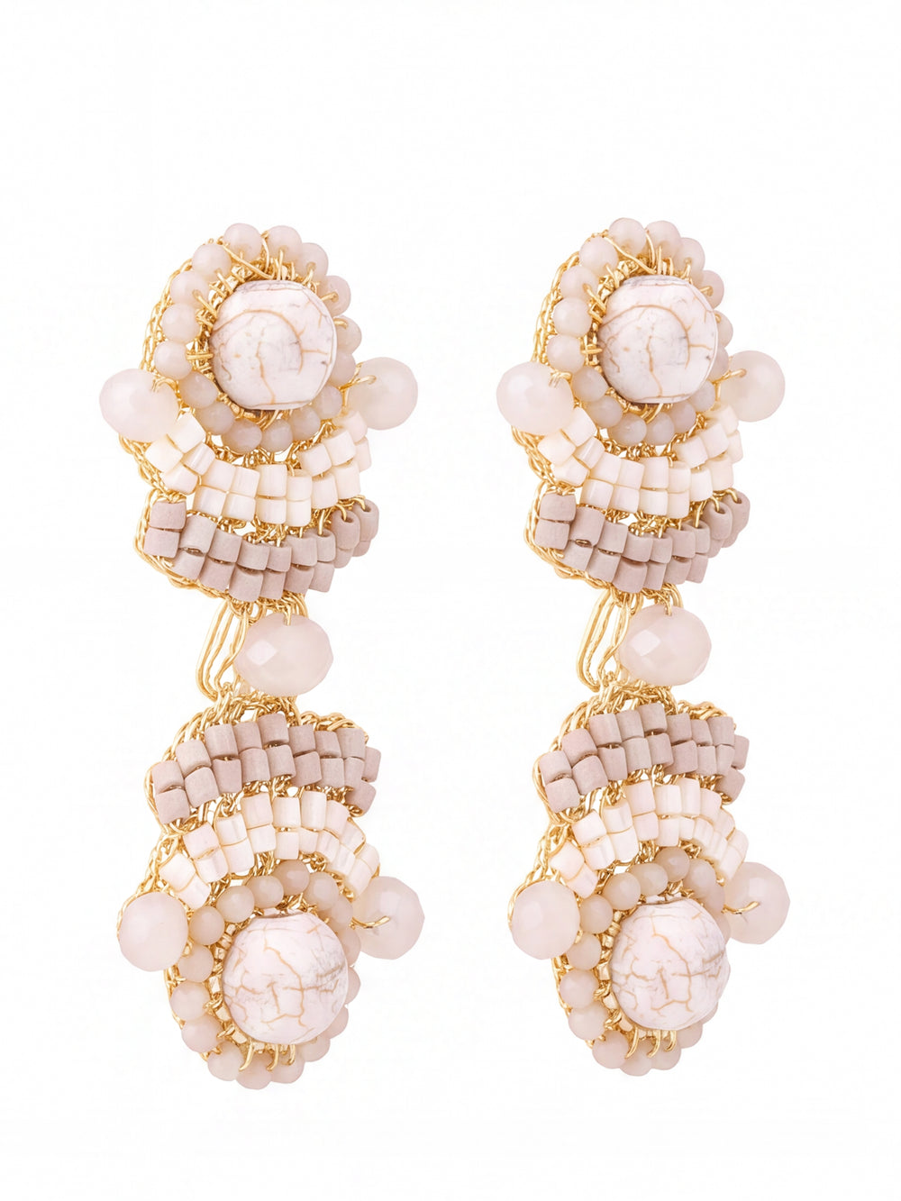 Par Arete Largo Doble Con Piedras Beige