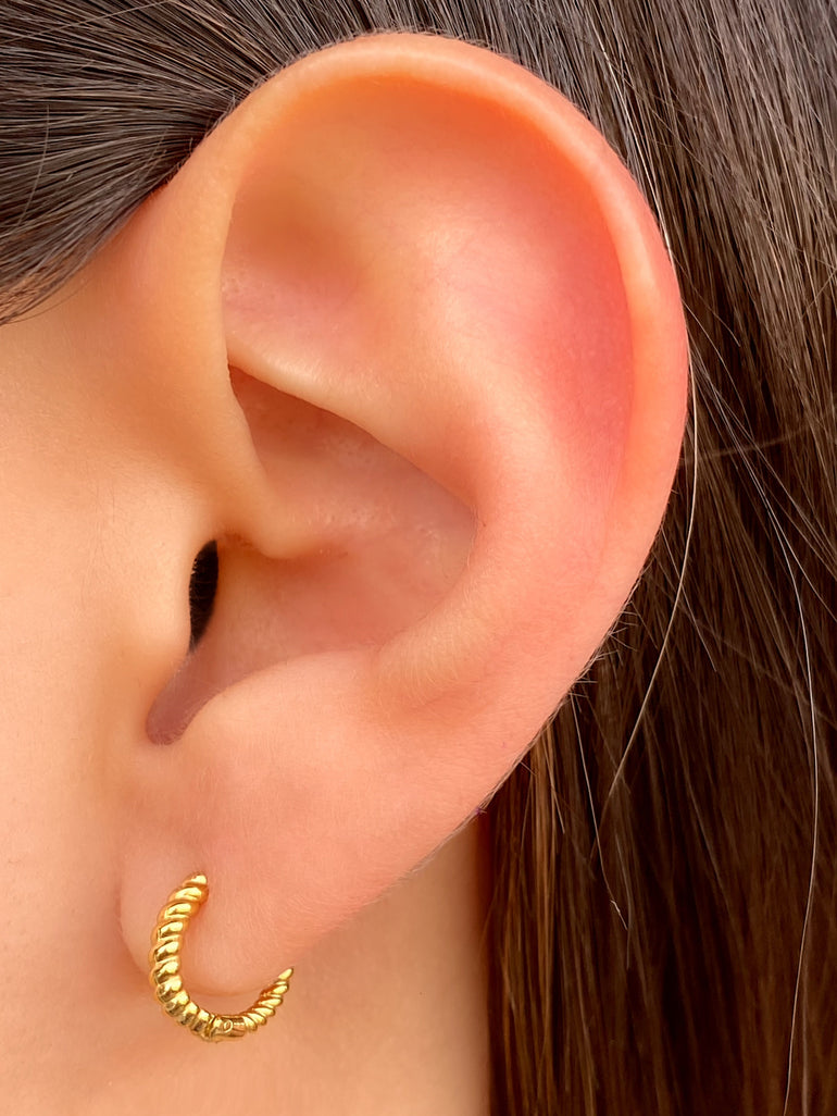 Par Arracada Delgada Trenzada