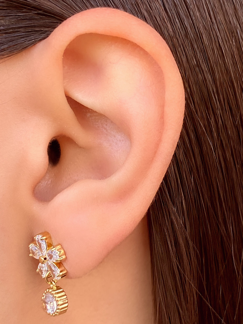 Par Arete Flor Cinco Petalos Con Dije Zirconia