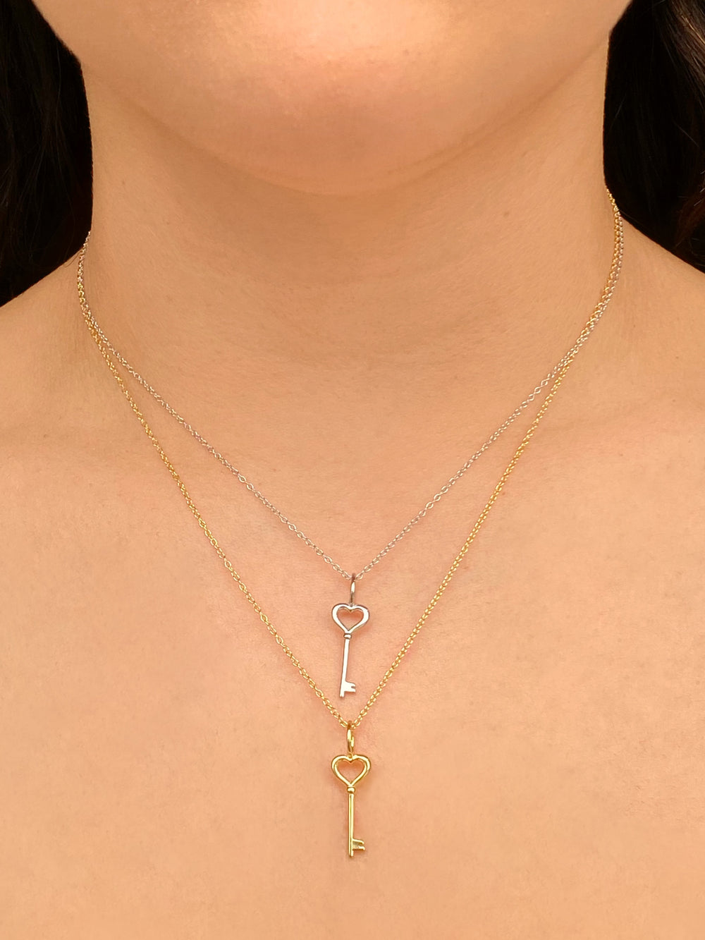 Collar Dije Llave Contorno Corazon