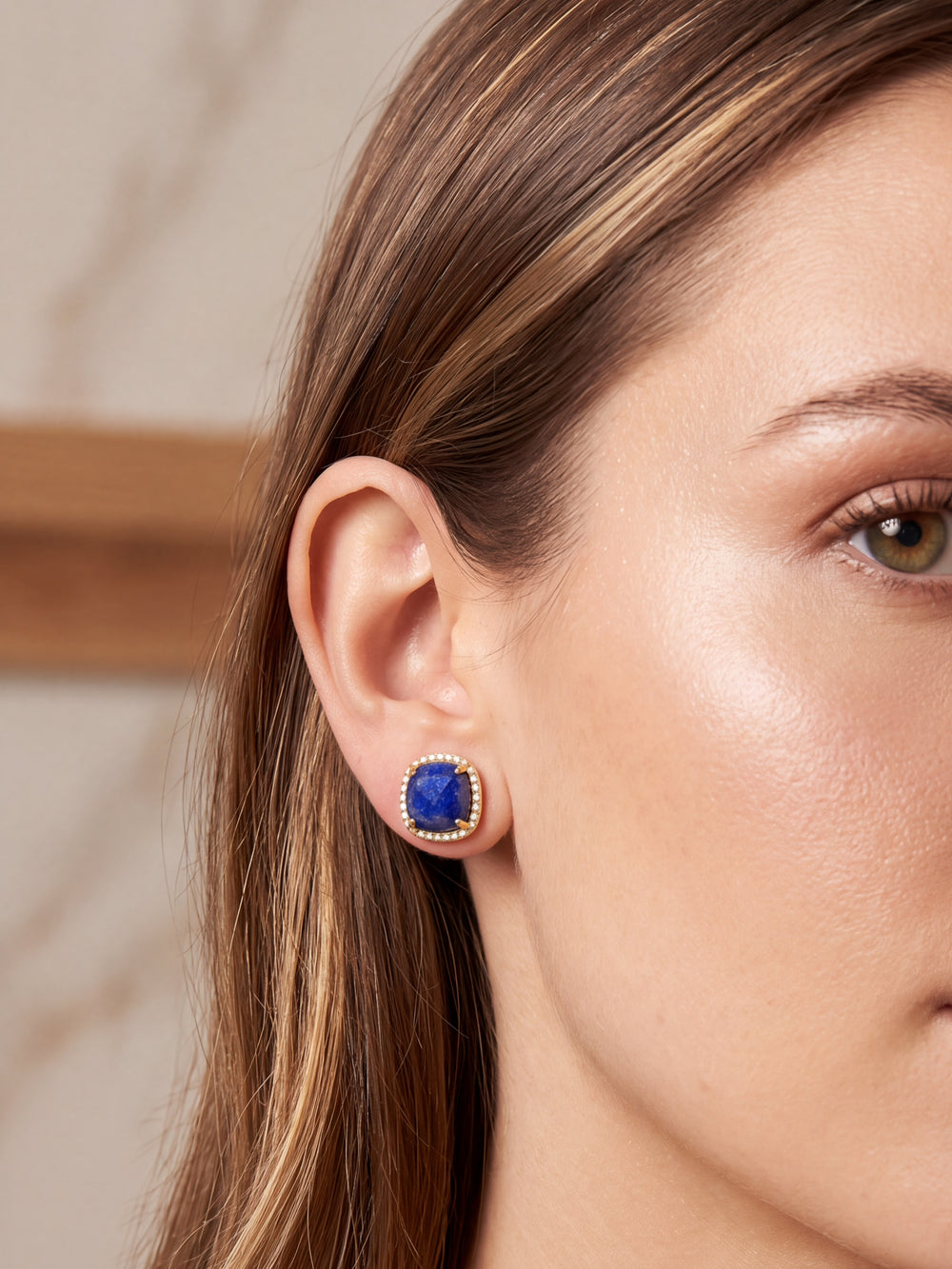 Par Arete Rombo Piedra Azul Sodalita Zirconias