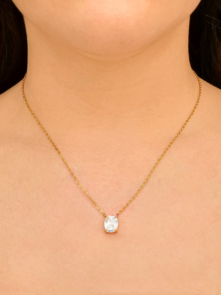 Collar Dije Zirconia Ovalo