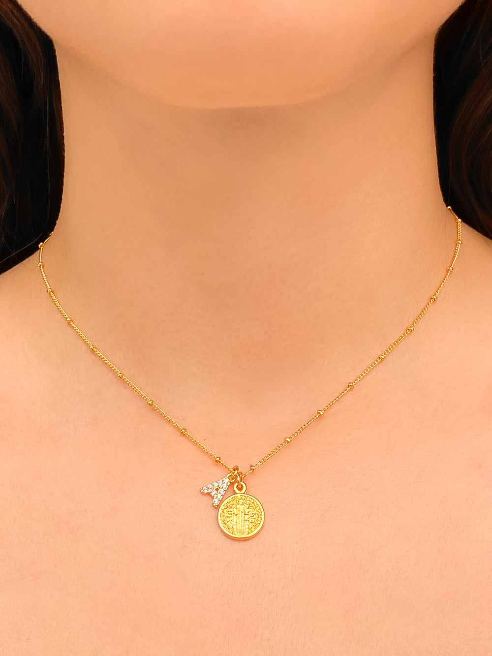 Collar Cadena Mini Bolitas Con Inicial y San Benito