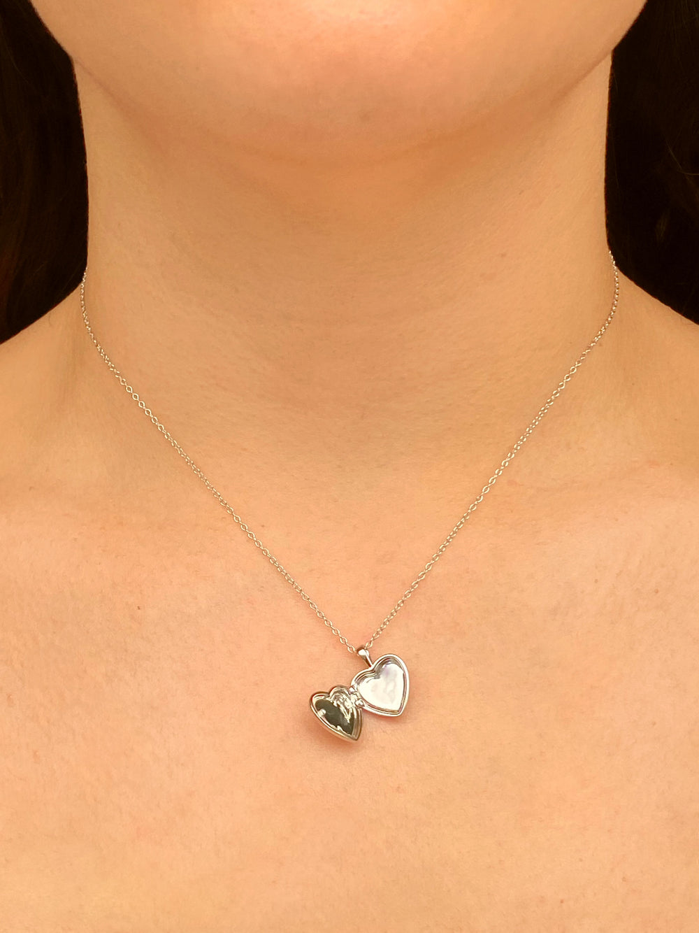 Collar Dije Corazon Relicario