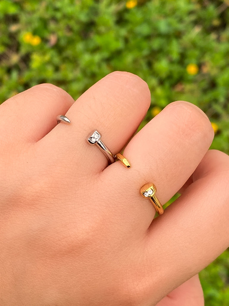 Anillo Clavo Abierto Con Zirconias