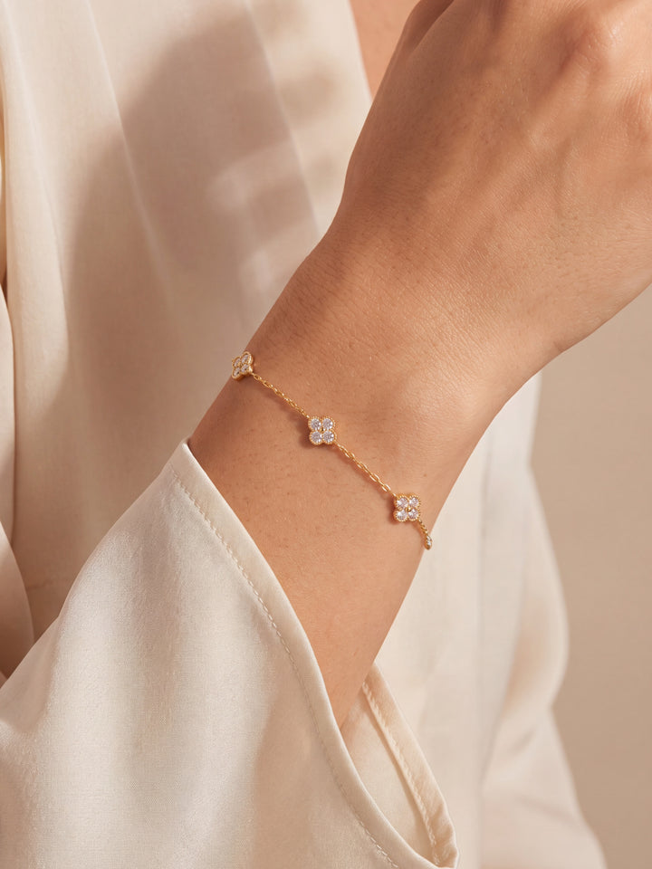 Pulsera Con Treboles Cuatro Hojas Zirconia