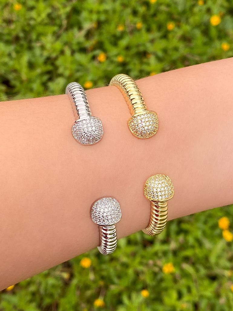 Brazalete Abierto Con Borde Zirconias