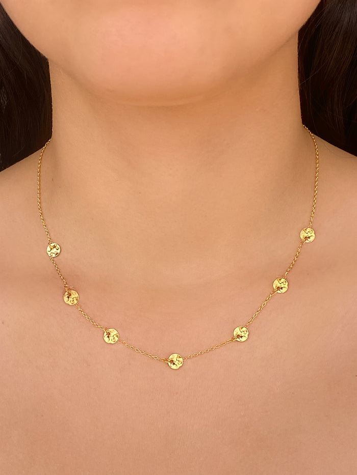 Collar Dorado Con Circulos