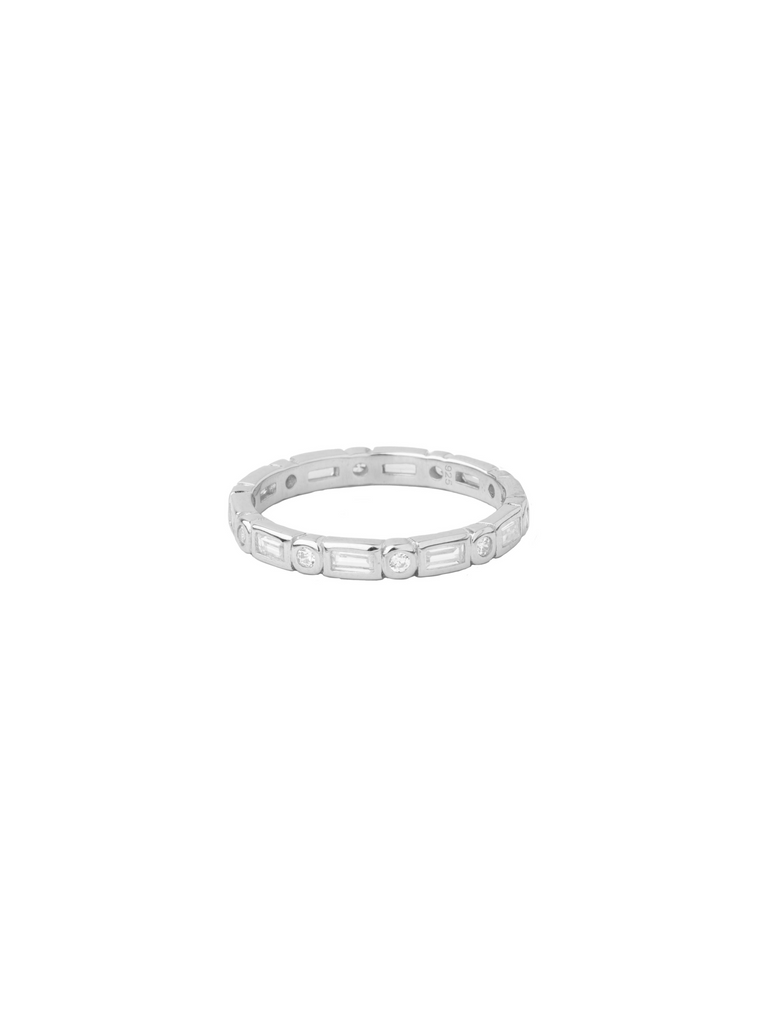 Anillo Plateado Baguettes Y Zirconias