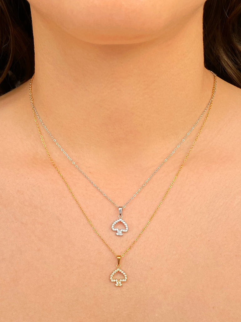 Collar Con Dije Corazón De Naipe Invertido