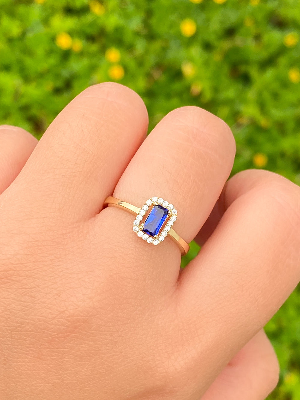 Anillo Baguette Azul Zirconias Oro 14k