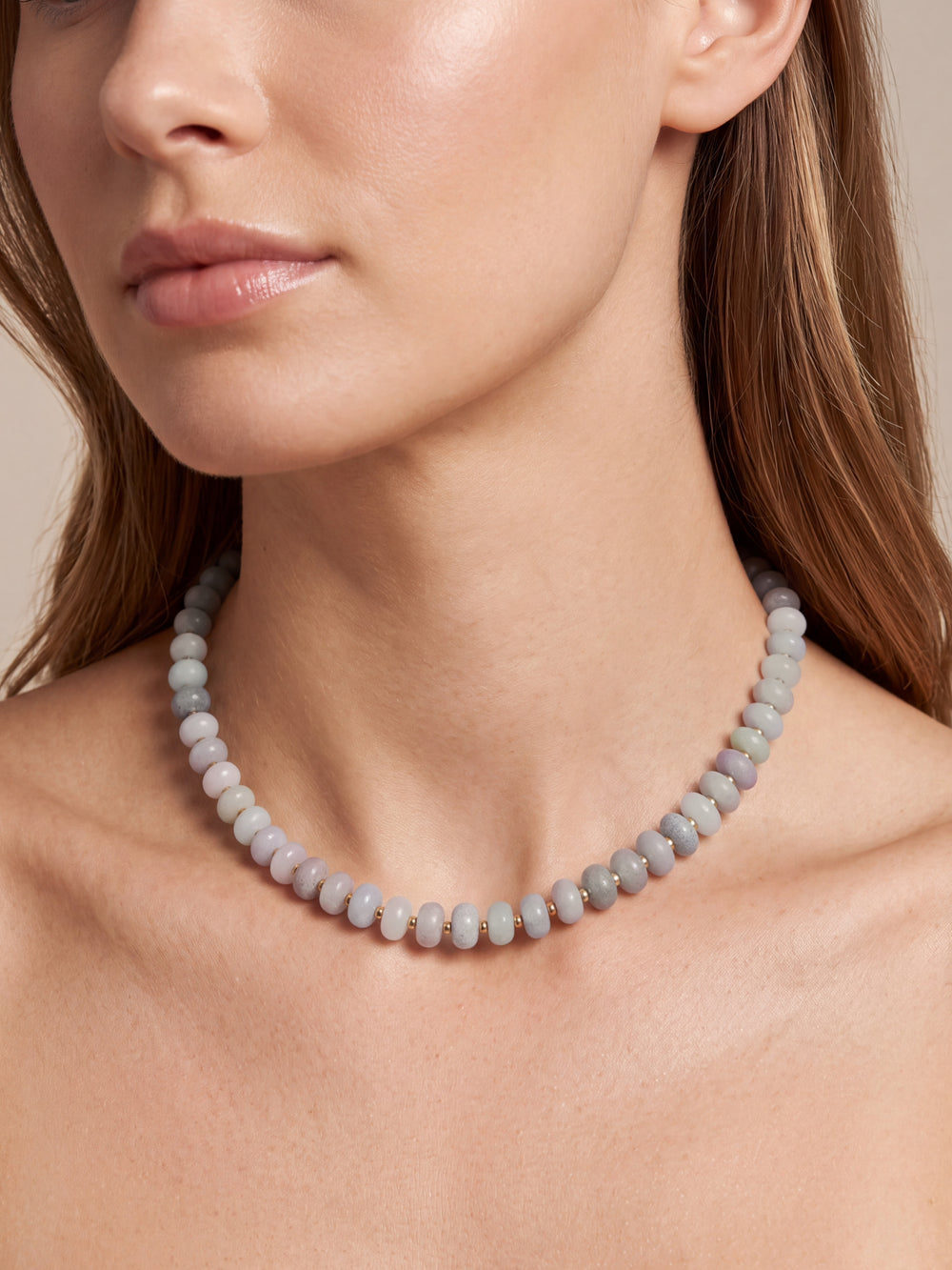 Choker Aros Piedra Natural Bolitas Doradas 8 mm