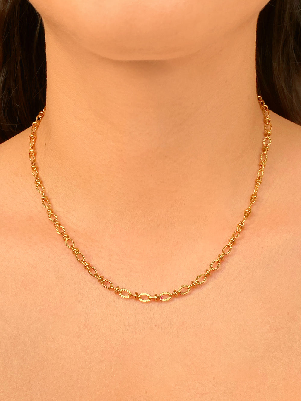 Collar Eslabones Ovalados Enlazados