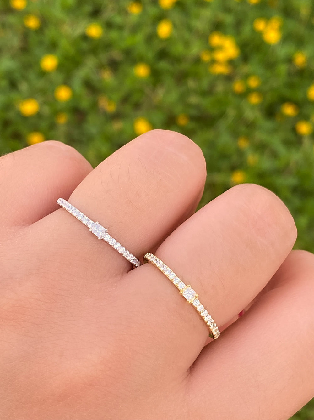 Anillo Zirconia En El Centro