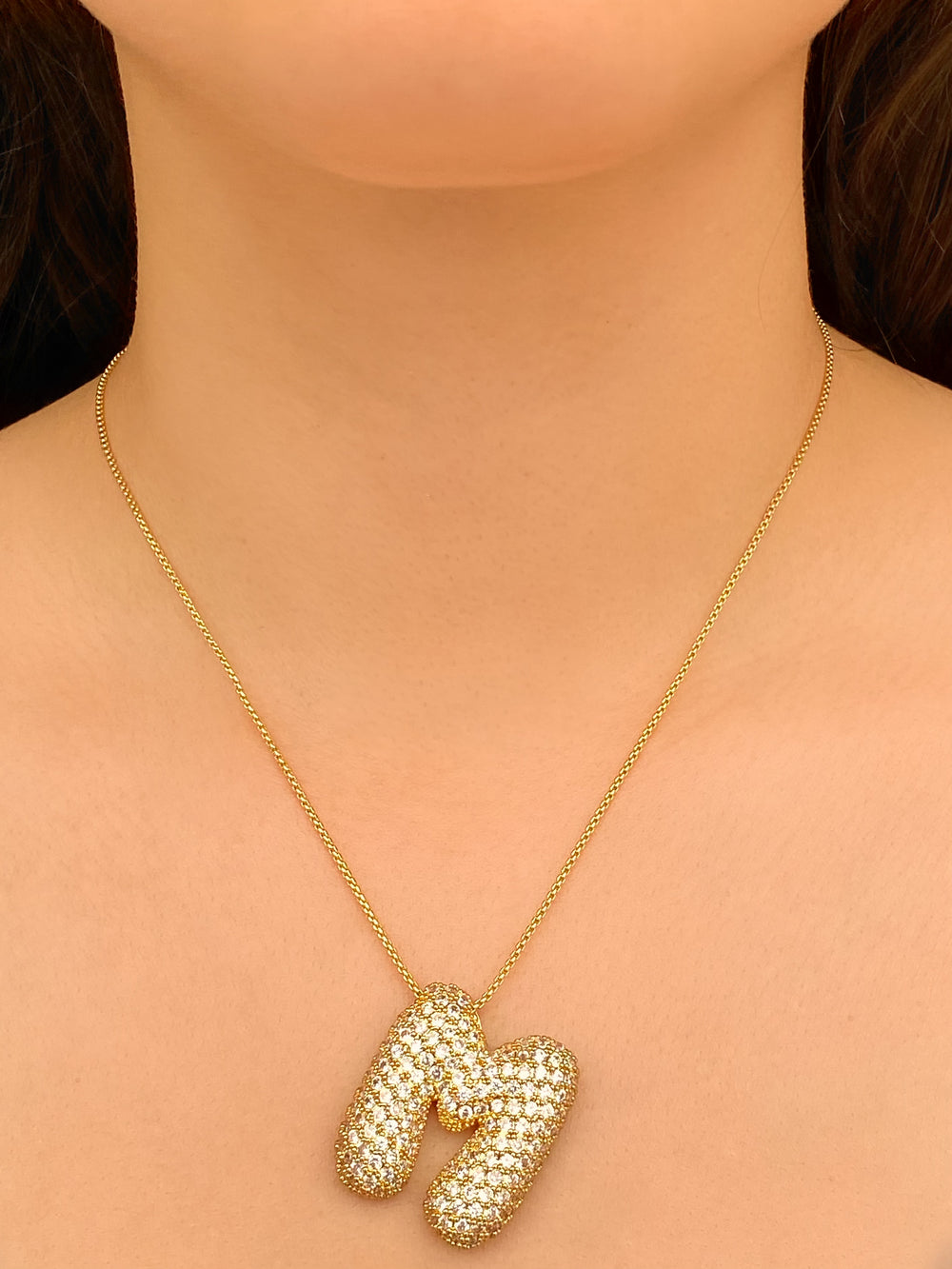 Collar Inicial Bubble Grande Con Zirconias