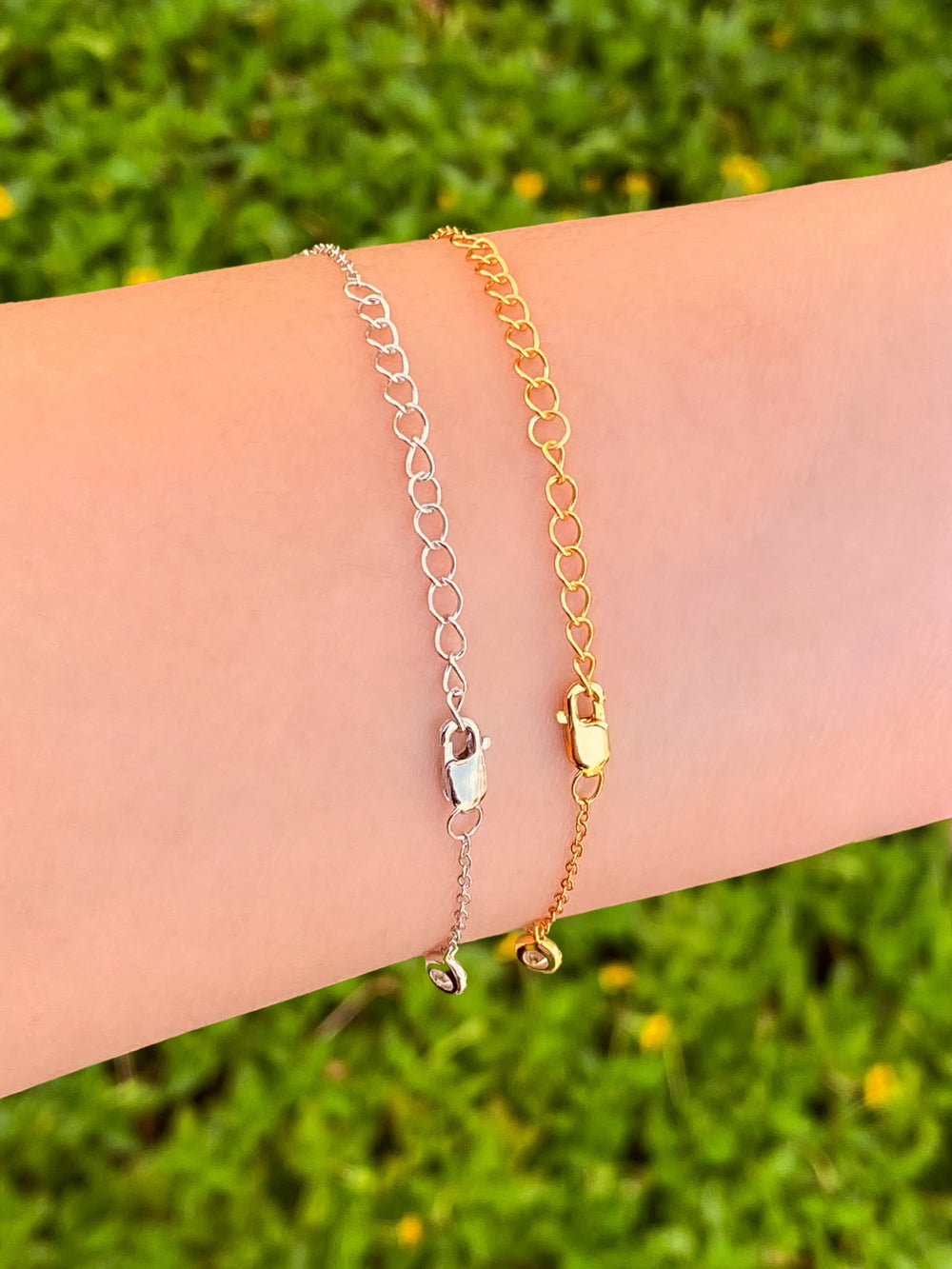 Pulsera Siete Biseles Con Zirconias Colgantes