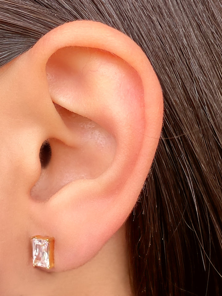 Par Arete Mini Zirconia Baguette