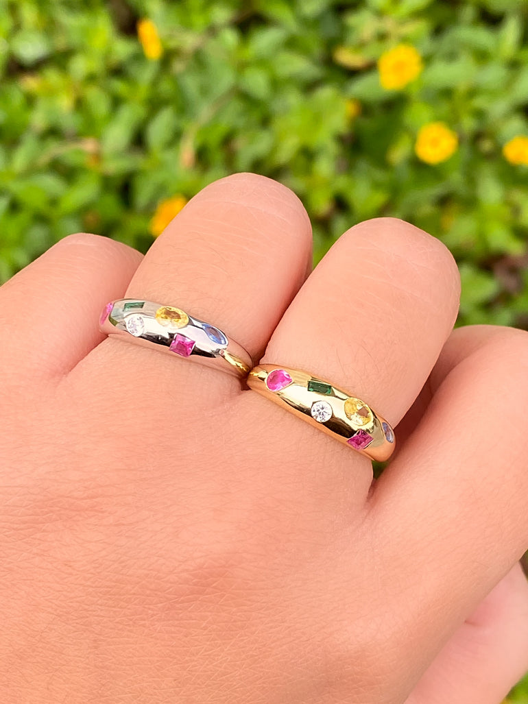 Anillo Con Zirconias De Colores