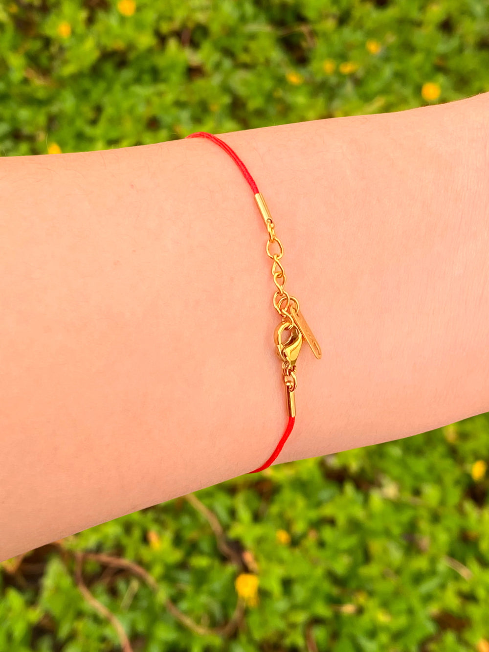 Pulsera Cordon Rojo Con Cruz