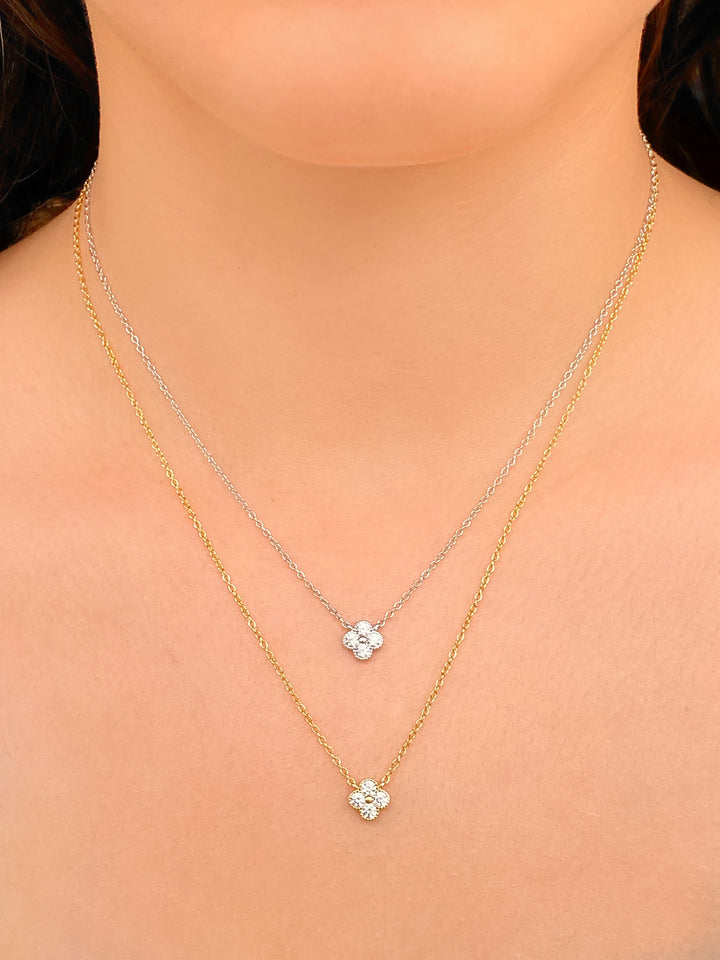 Collar Con Mini Trebol Zirconias