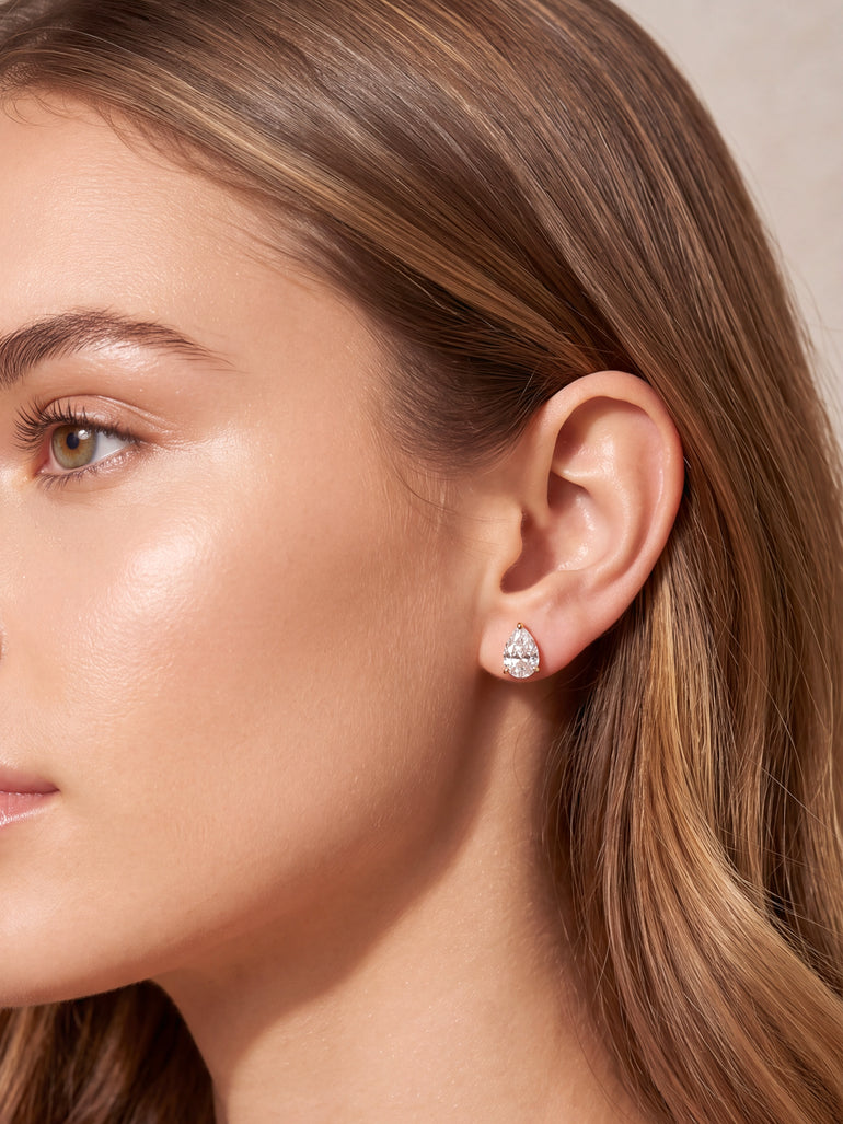 Par Arete Moissanita Corte Pera 2 CT