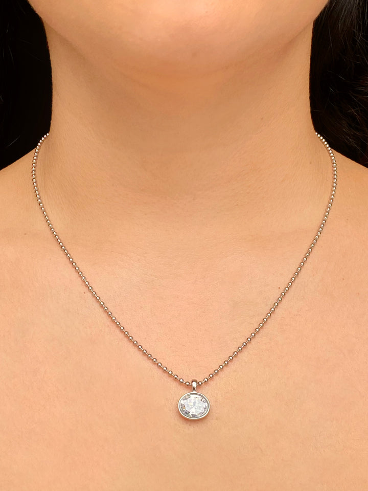 Collar Bolitas Con Dije Zirconia Ovalada