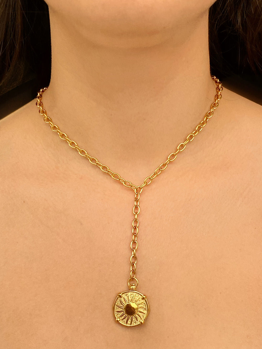 Collar Largo Con Dije Moneda