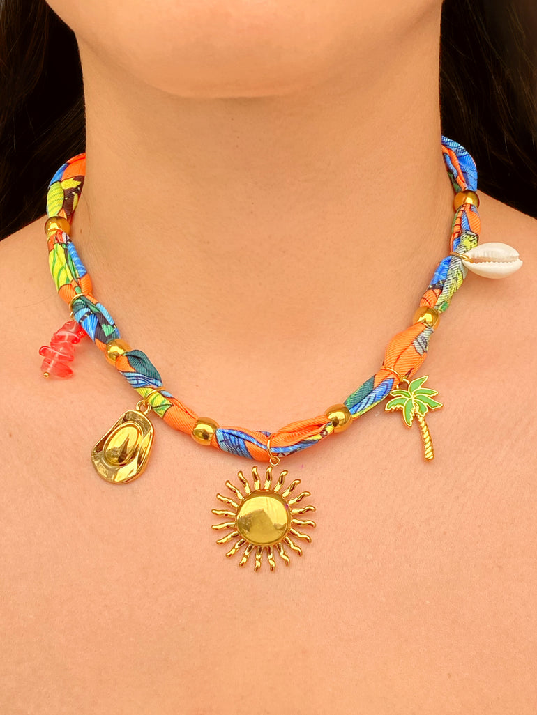 Collar Tela Con Dije Sol, Palmera
