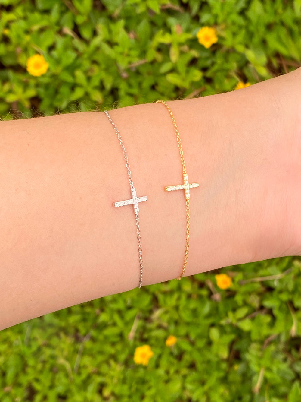 Pulsera Cruz Zirconias