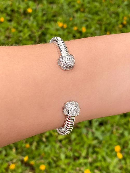 Brazalete Abierto Con Borde Zirconias