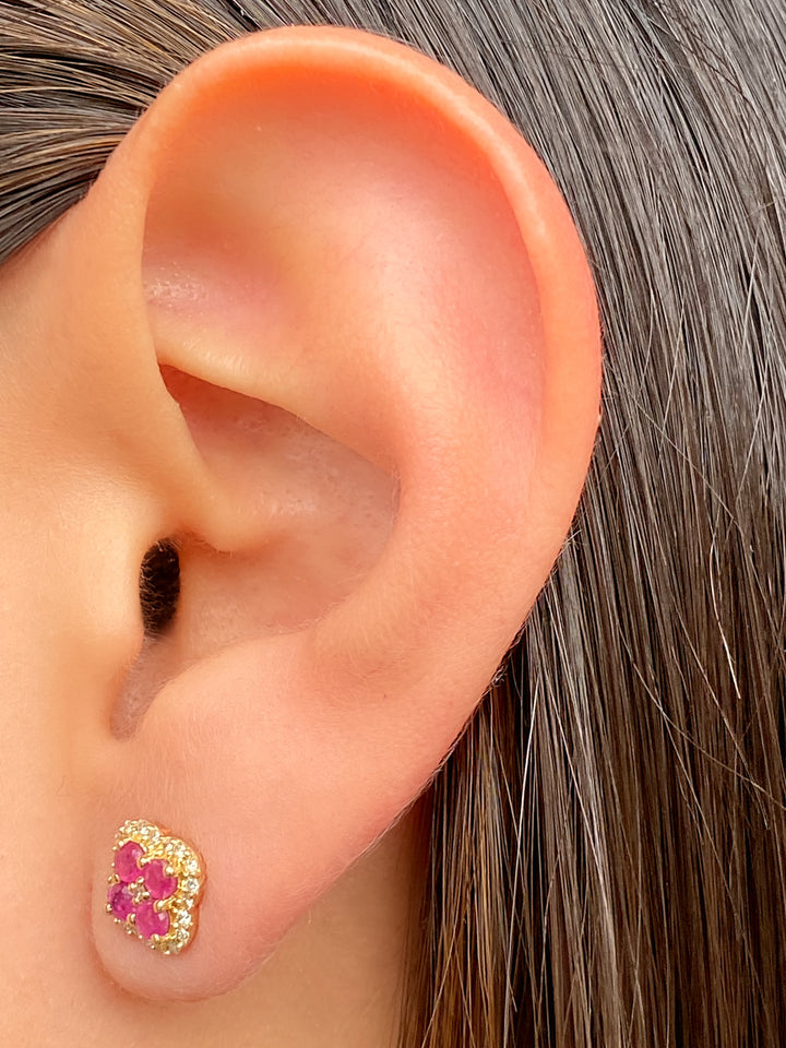 Par Arete Flor Rubí Diamante 0.20 Ct