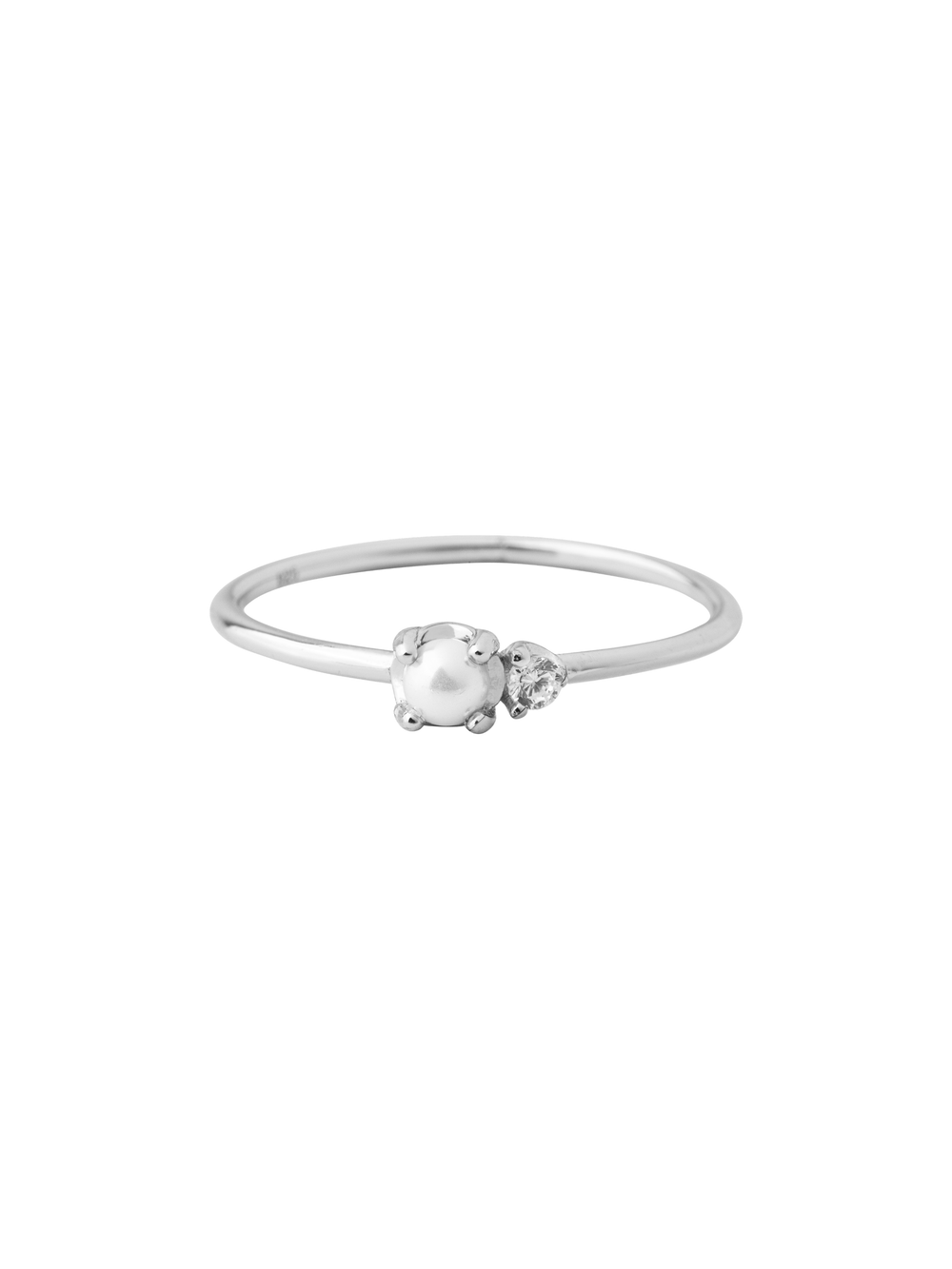 Anillo Perla y Zirconia Central