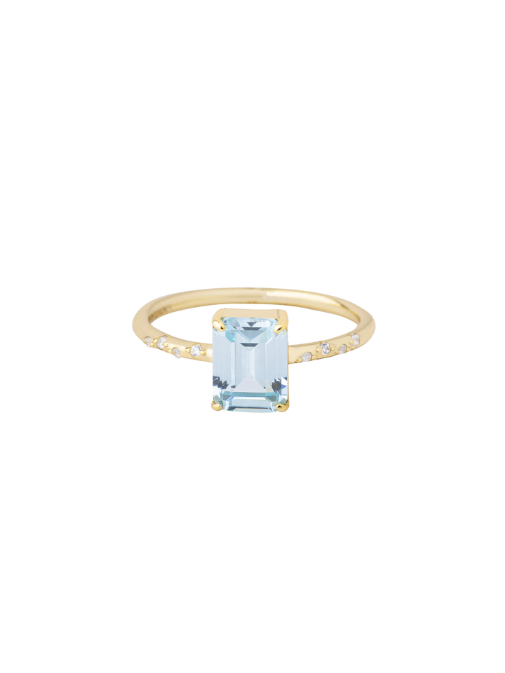 Anillo Con Piedra Rectangular Celeste Y Zirconias