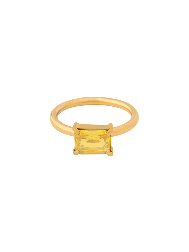 Anillo Con Zirconia Central Rectangular