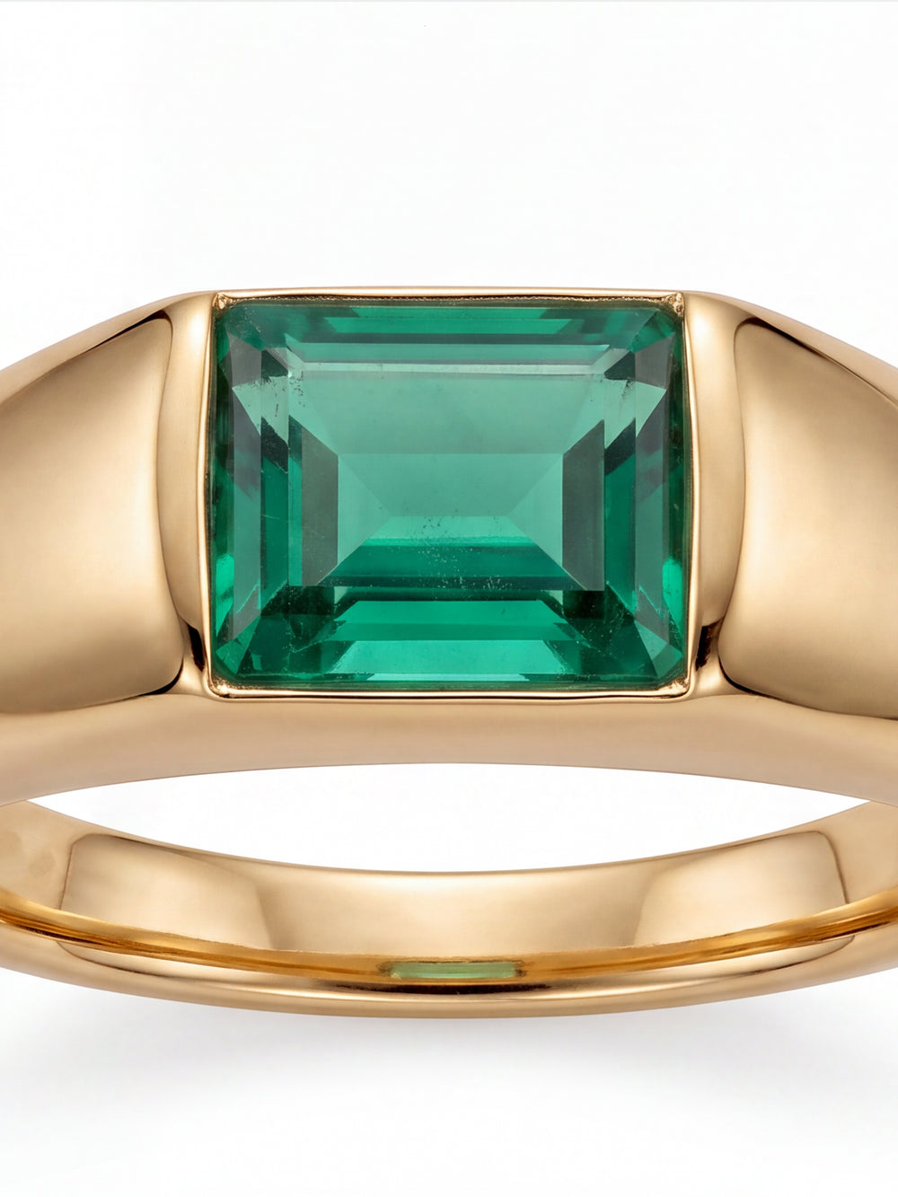Anillo Con Zirconia Verde Central