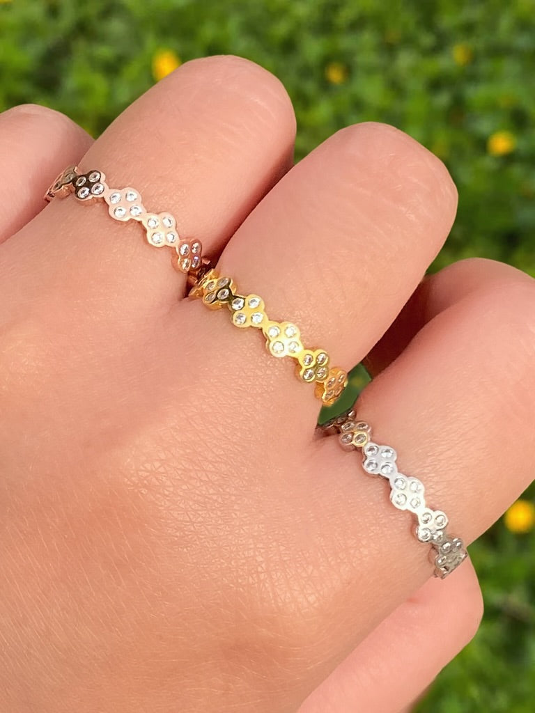 Anillo Rombos con Zirconias