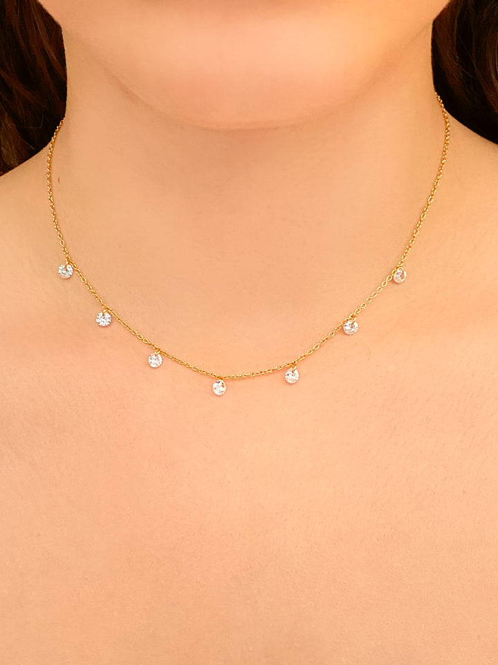 Collar Con Siete Zirconias