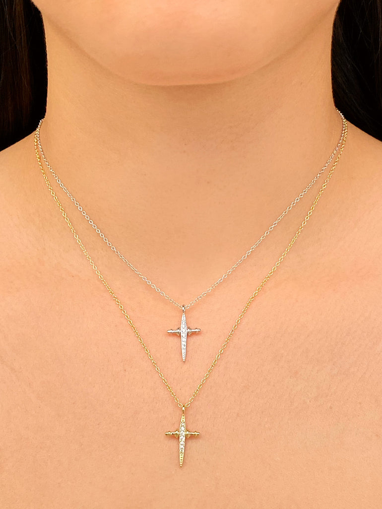 Collar Dije Cruz Delgada Zirconia
