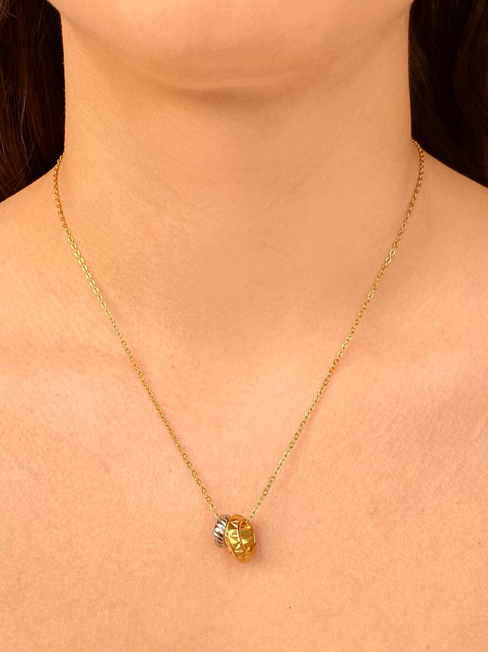 Collar Con Dos Circulos Combinado