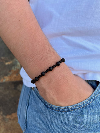 Pulsera Bolitas Negra Tejida