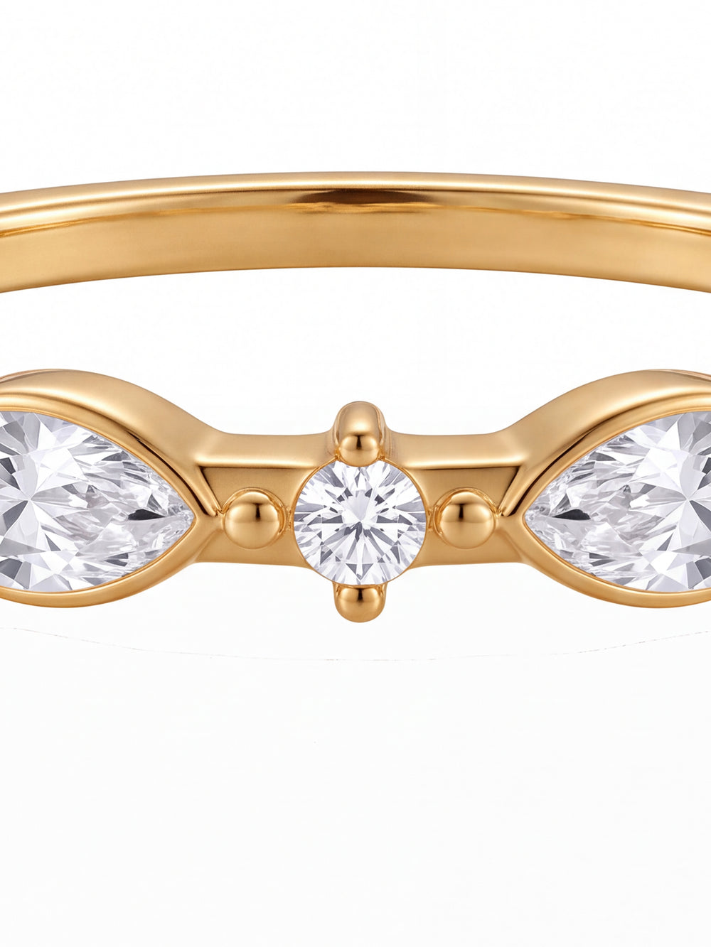 Anillo Delgado Con Zirconias Marquesas