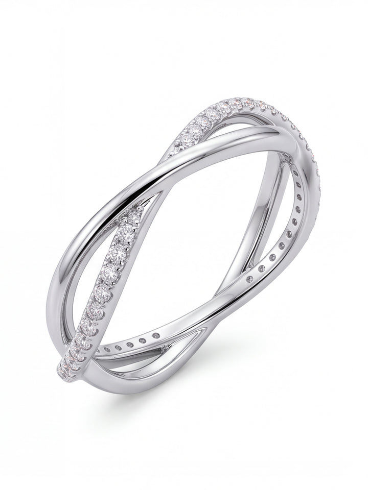 Anillo Entrelazado Liso Y Con Zirconias