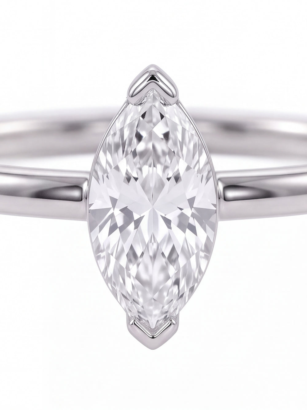 Anillo Plateado Zirconia Marquesa Central